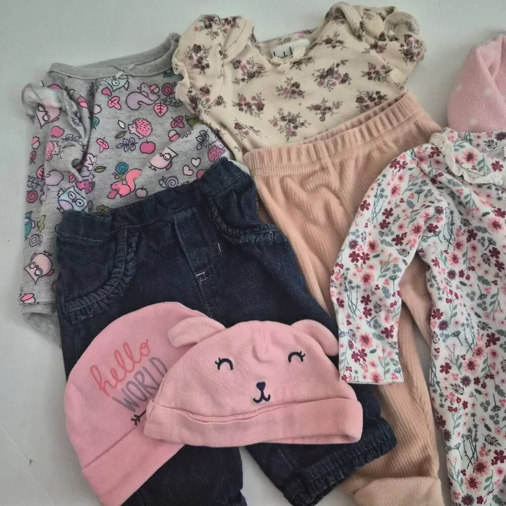 0-3months Baby Girl Clothes: Laura Ashley, Nicole Miller, Carter's, Garanimals